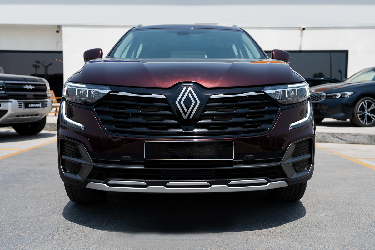 Renault Koleos 2.5L 2025 Maroon