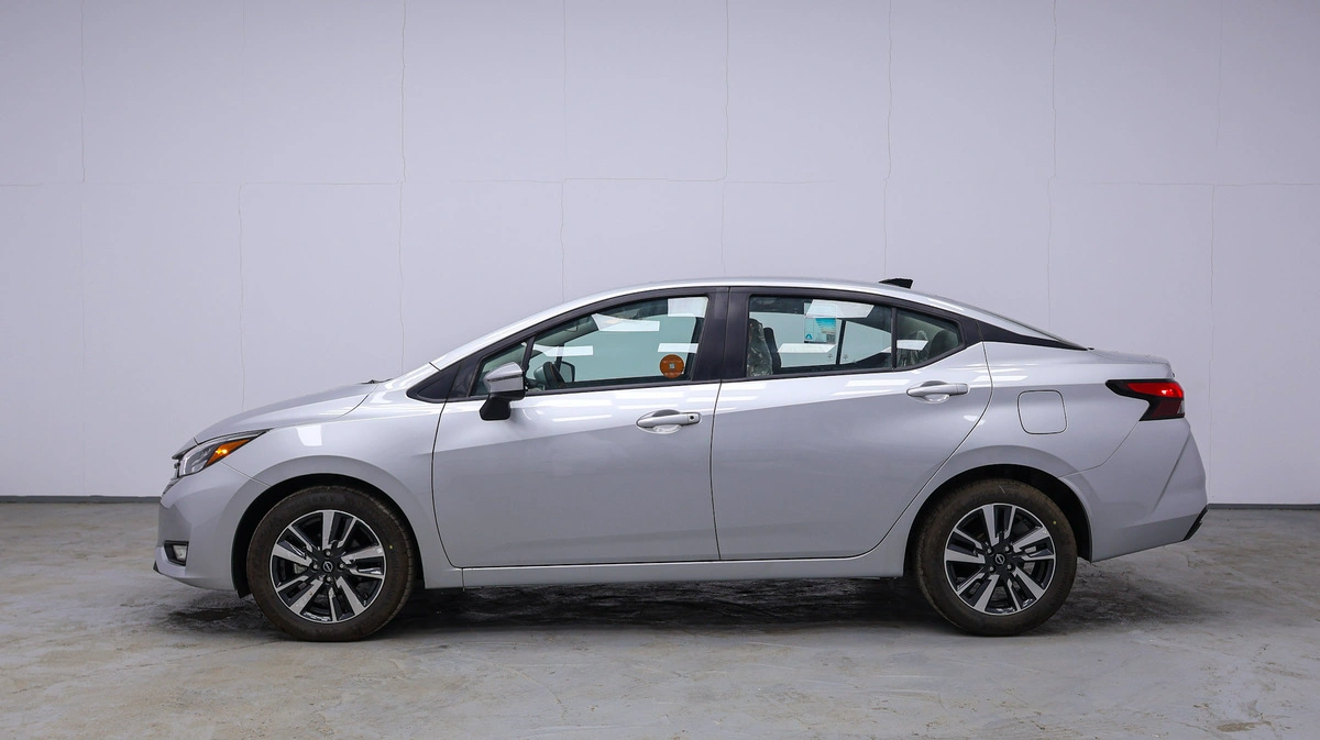 Nissan Sunny S 1.6 2025