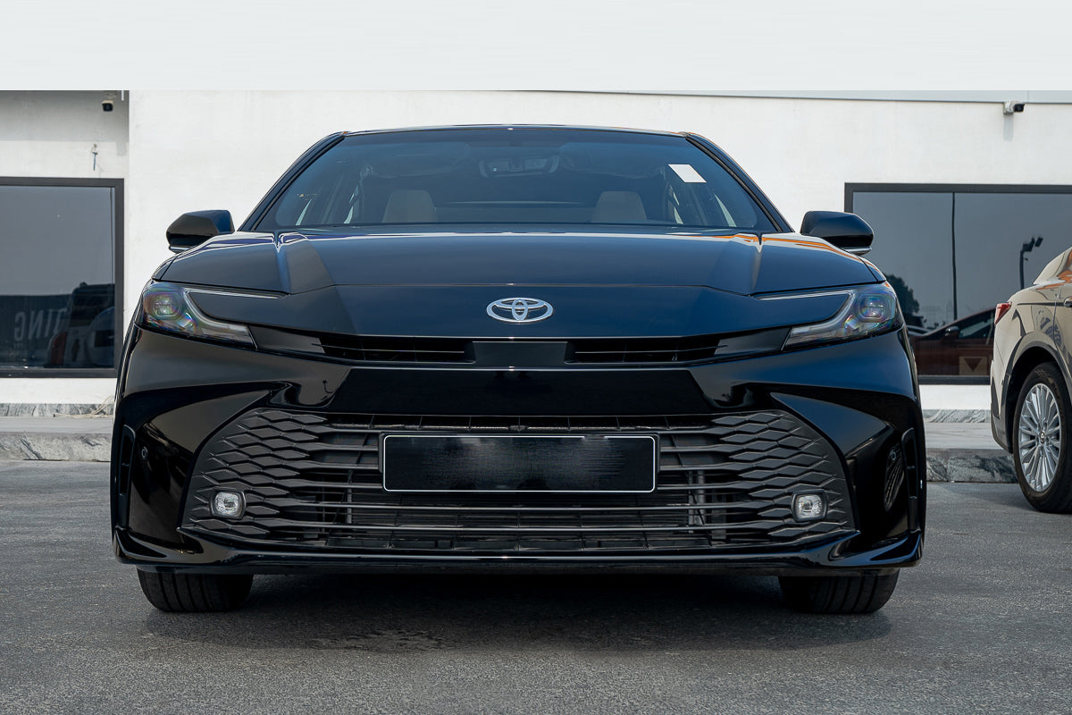 Toyota Camry E Plus HEV 2025 Black