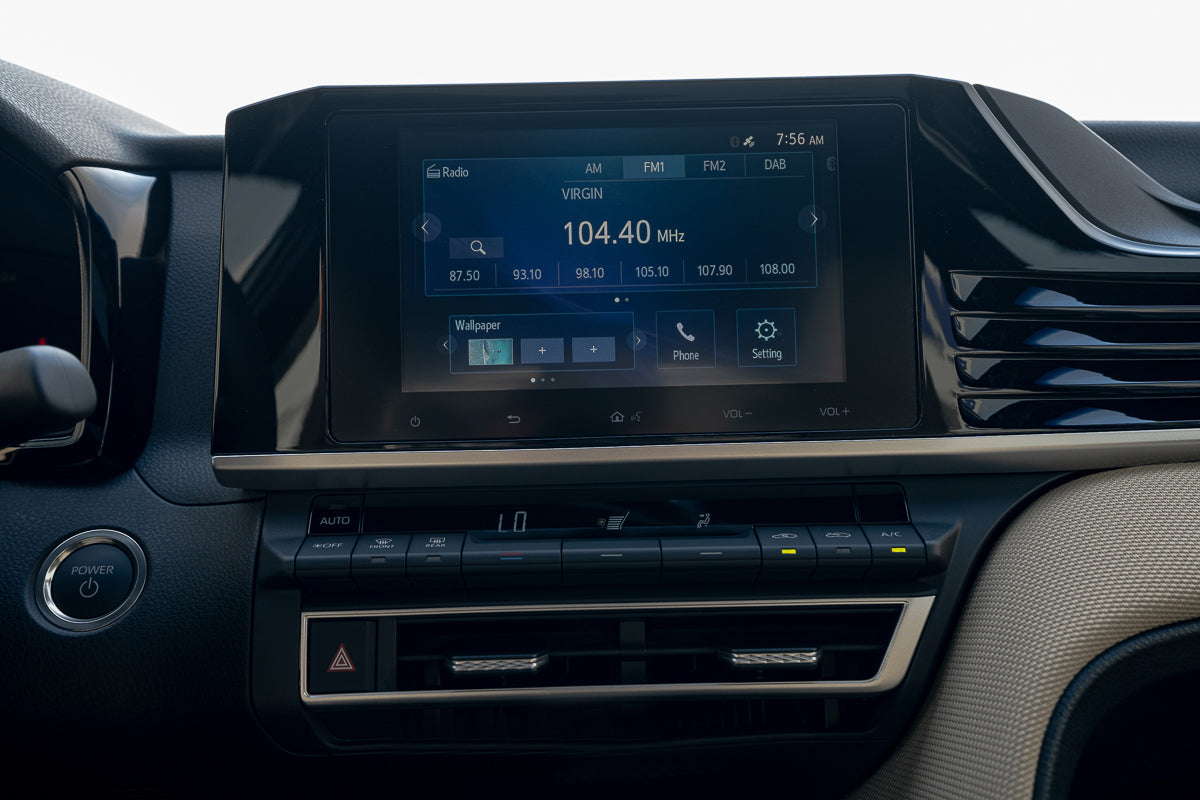 Toyota Camry E Plus HEV 2025 Black