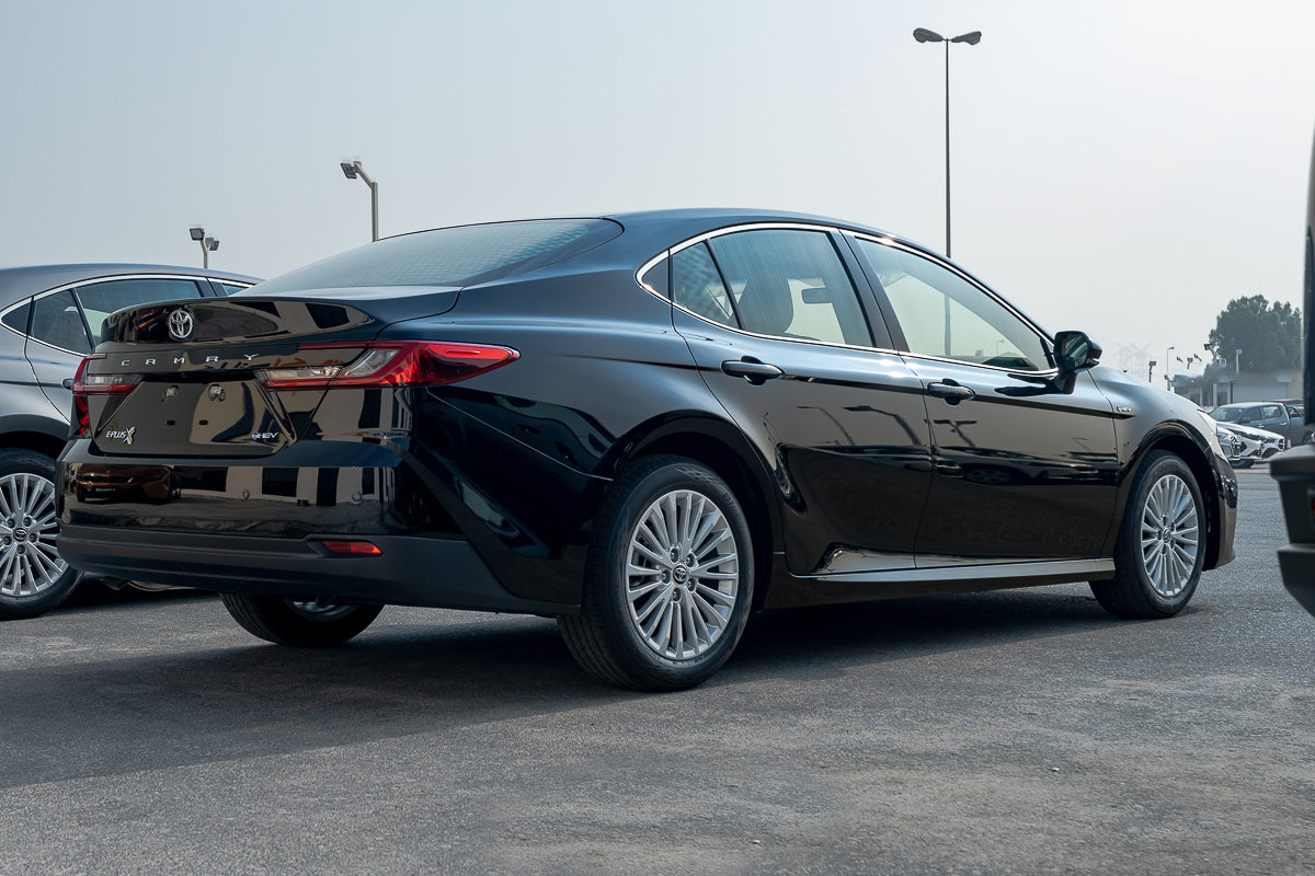 Toyota Camry E Plus HEV 2025 Black