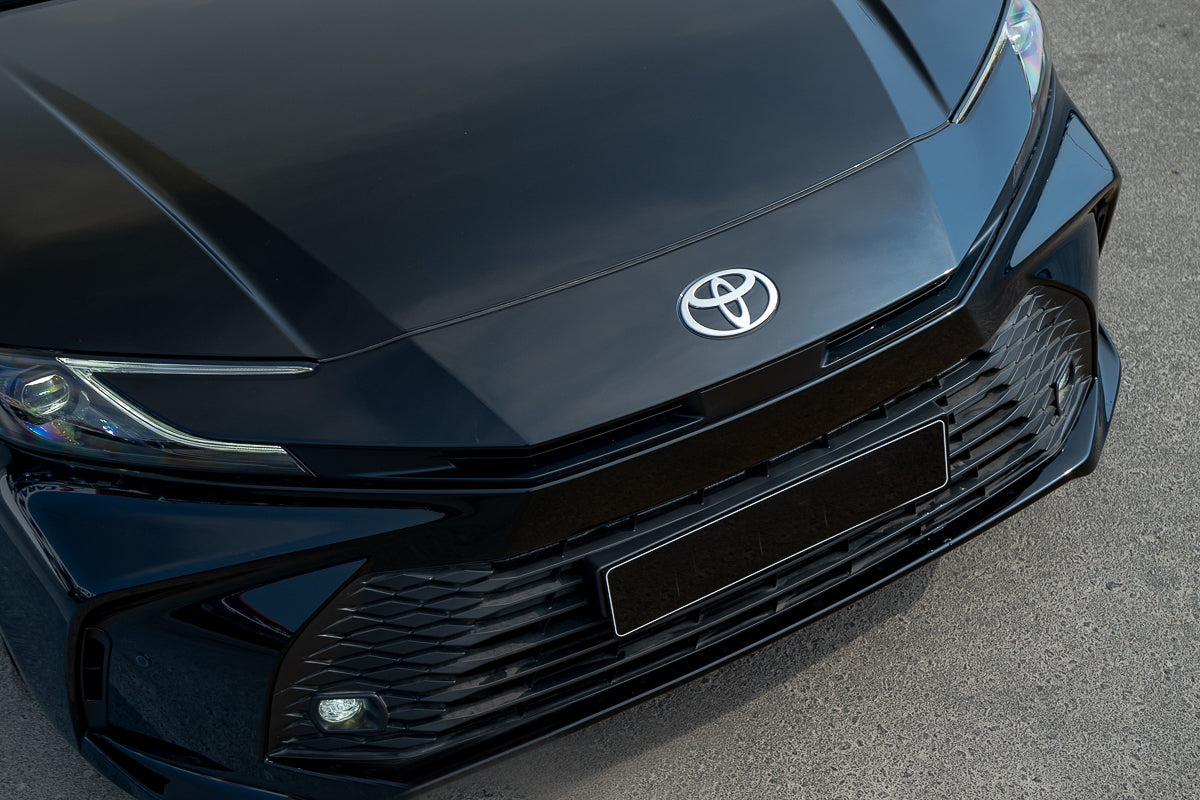 Toyota Camry E Plus HEV 2025 Black