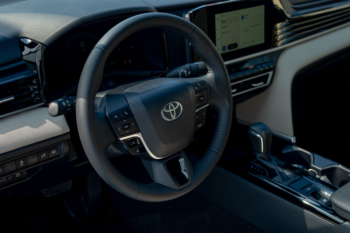Toyota Camry LE 2.5L 2025 Dark Gray