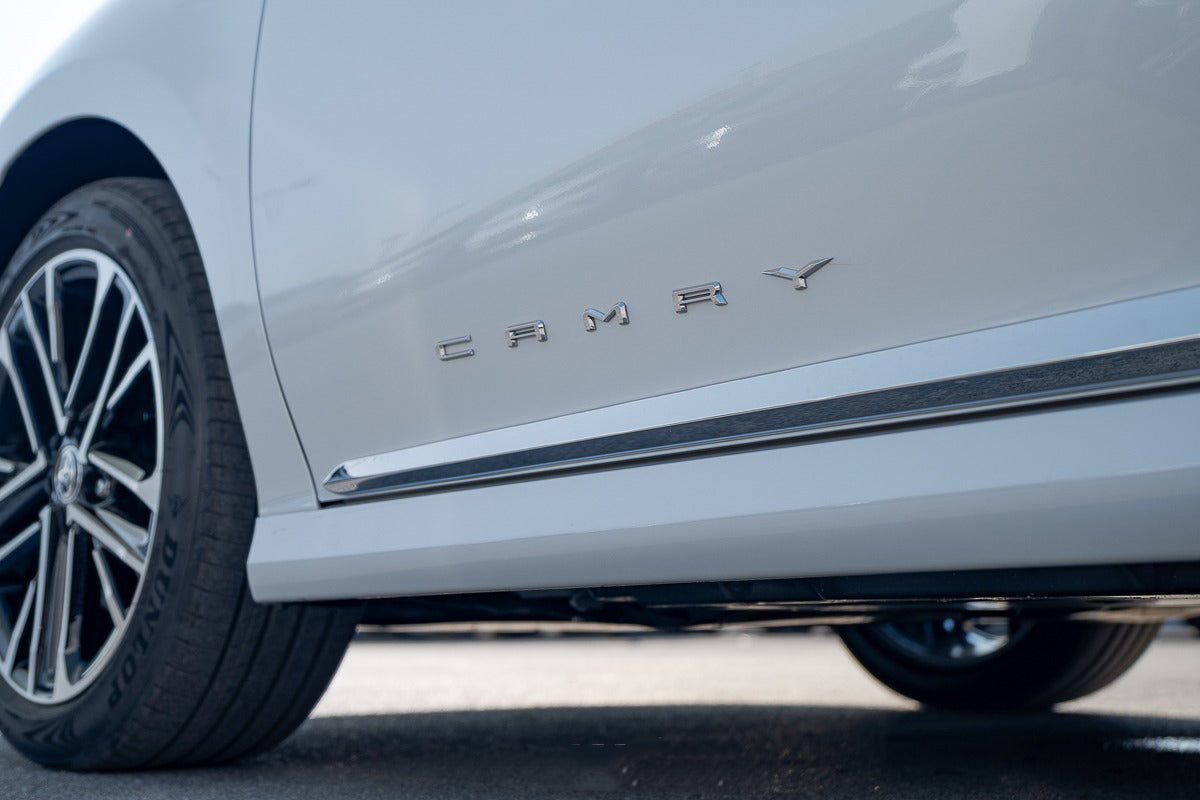 Toyota Camry E Plus HEV 2.5