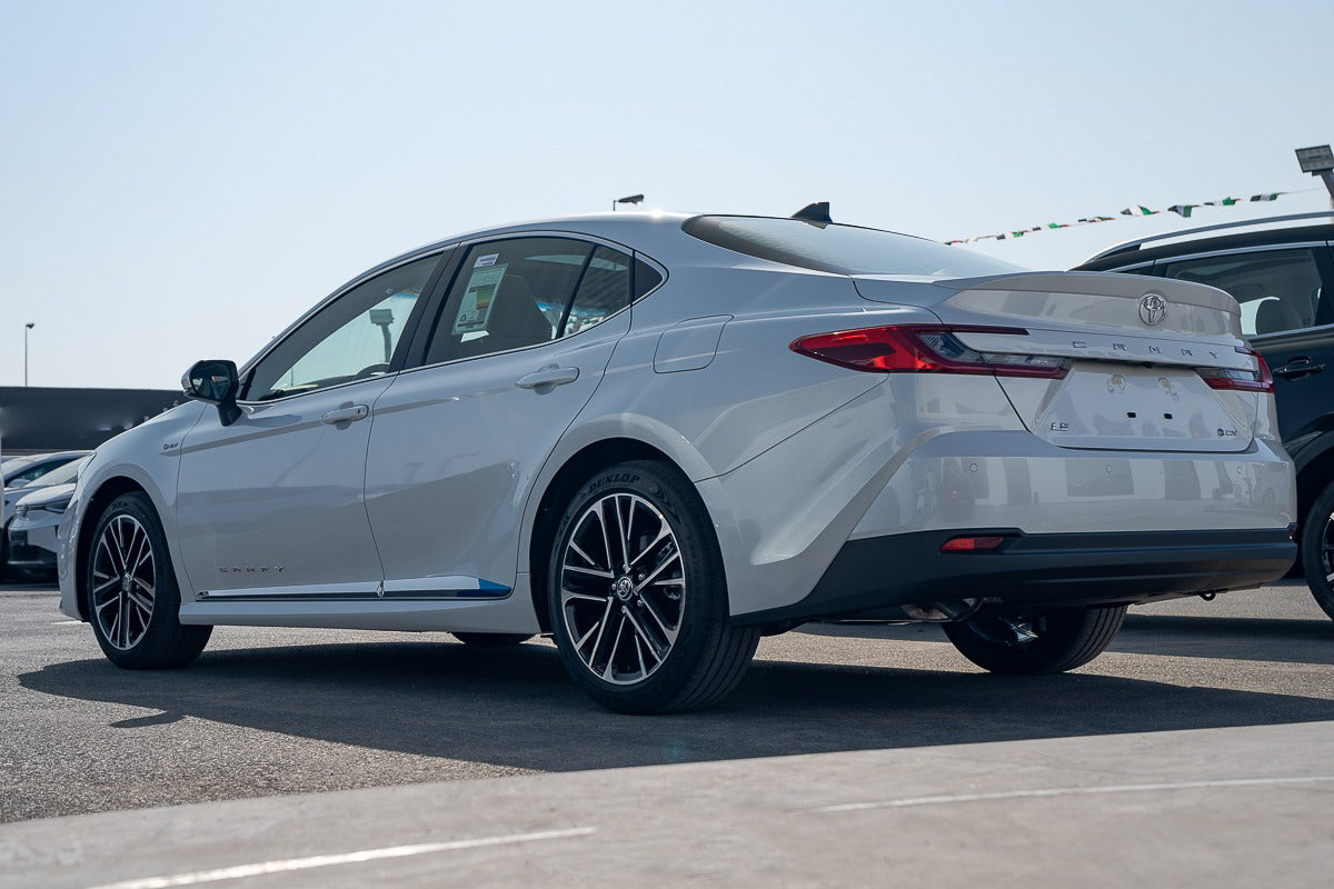 Toyota Camry E Plus HEV 2.5