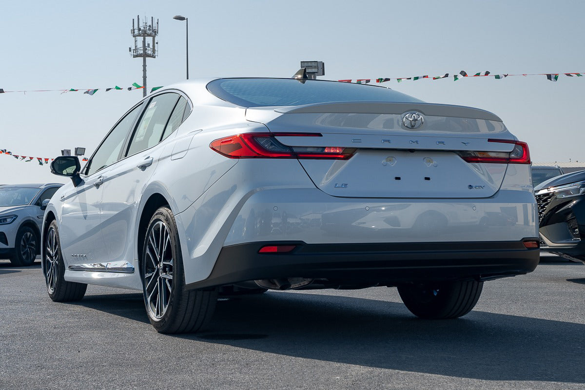 Toyota Camry E Plus HEV 2.5