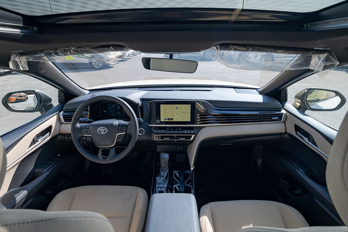 Toyota Camry E Plus HEV 2.5