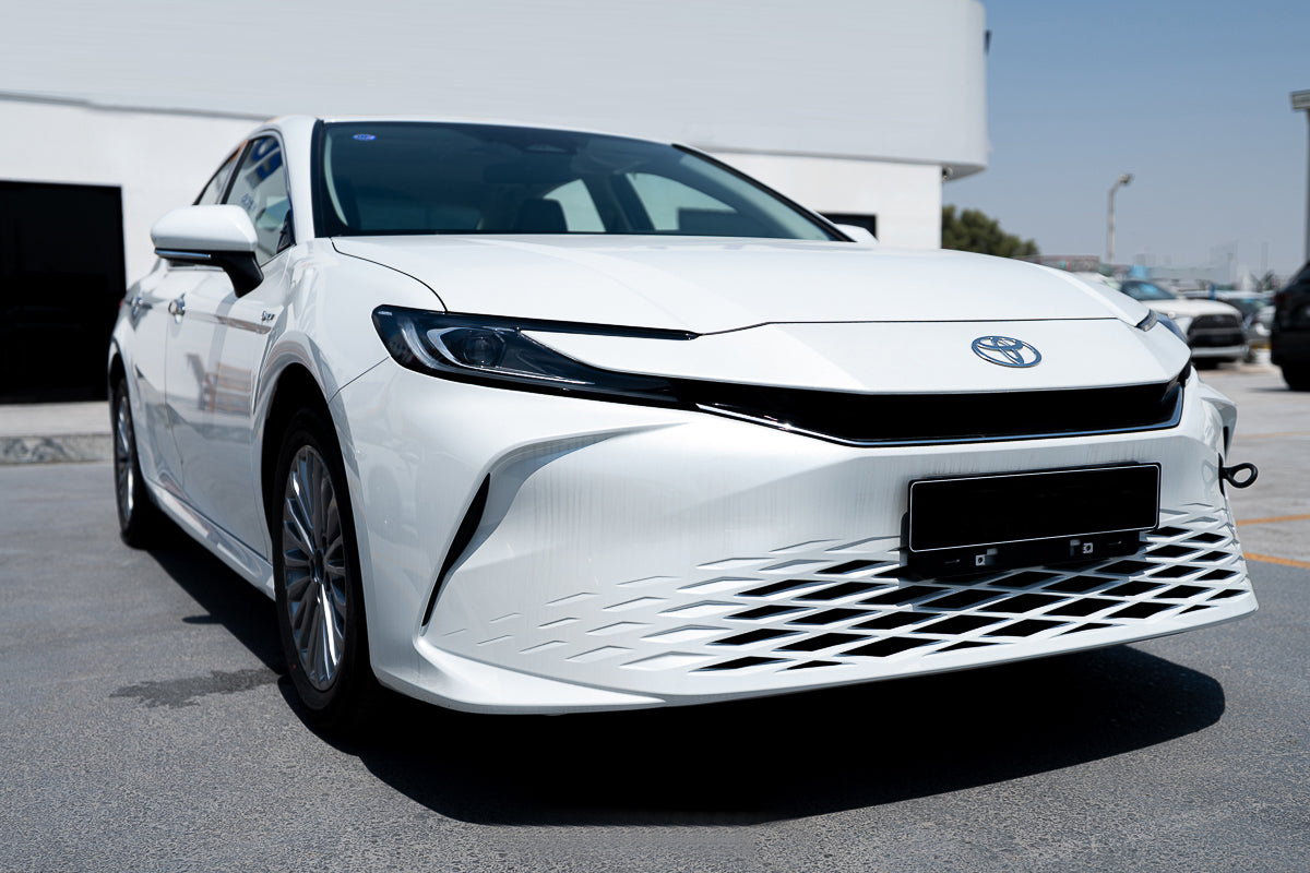 Toyota Camry Hybrid 2025 Luxury Edition