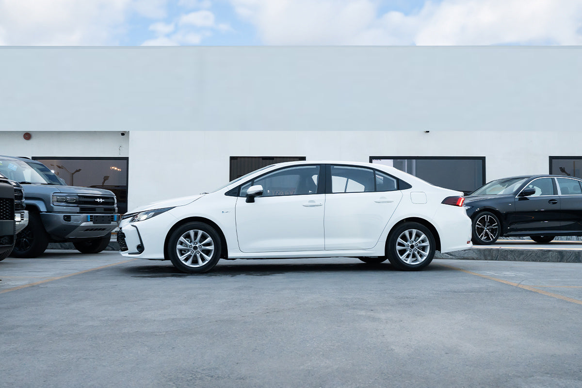 Toyota Corolla Hybrid Elite 1.8L Petrol AT 2025