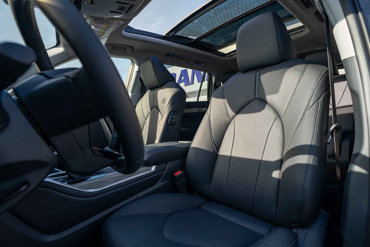 Toyota Highlander 2024 Black 2.5 Hybrid 4WD
