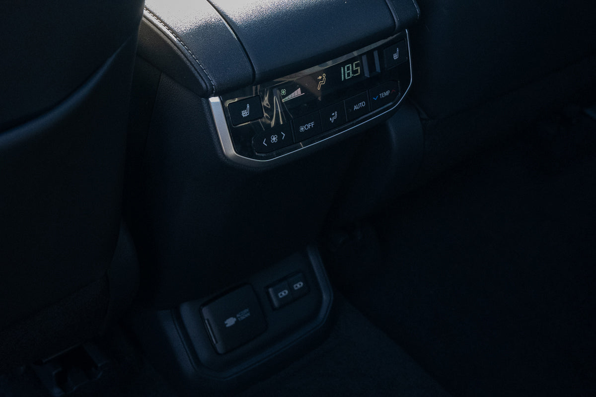 Toyota Highlander 2024 Black 2.5 Hybrid 4WD