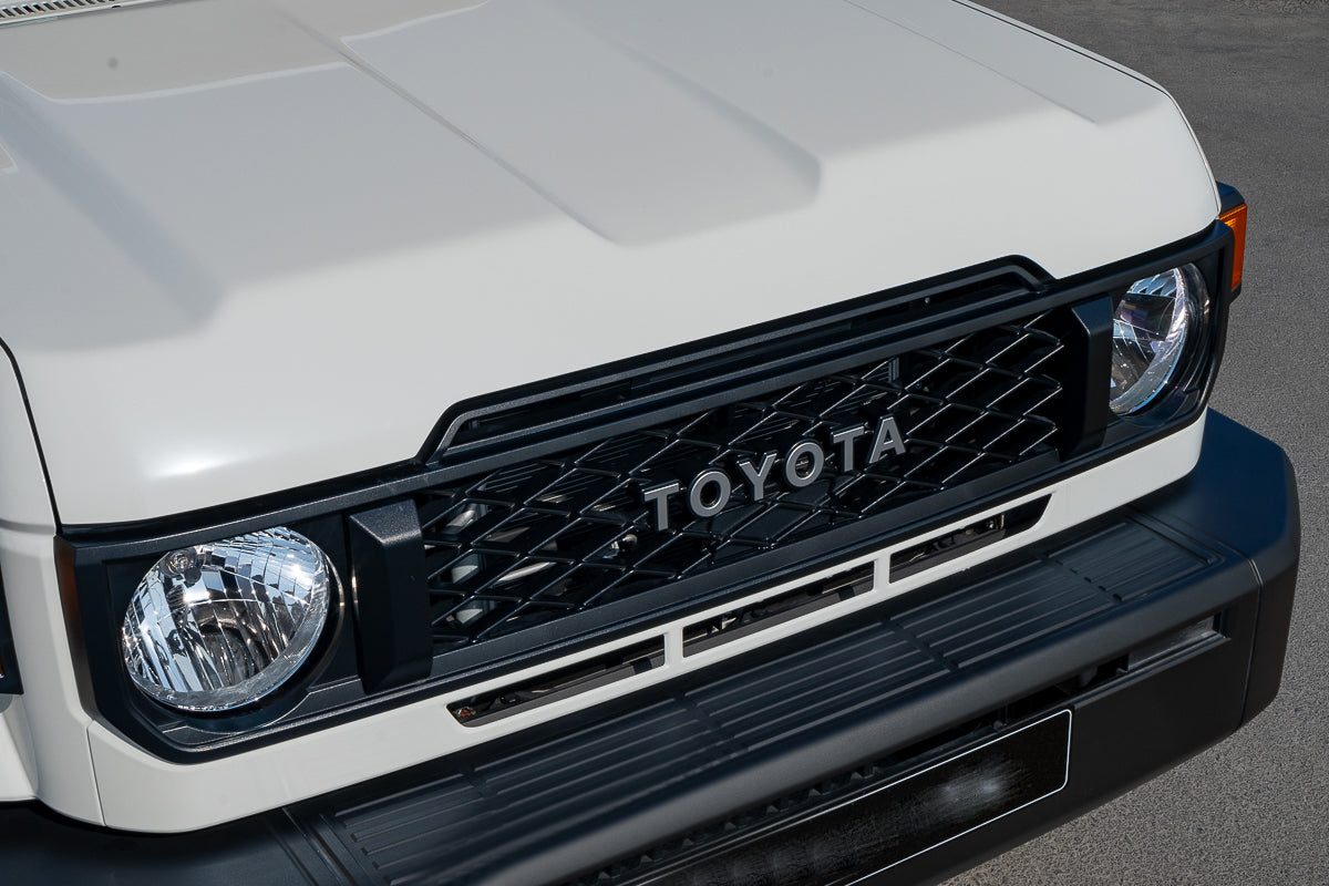 2024 Toyota Land Cruiser HZJ79 V6 Pick Up
