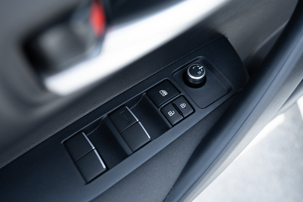 2025 Toyota Corolla Levin Luxury Hybrid Full Option