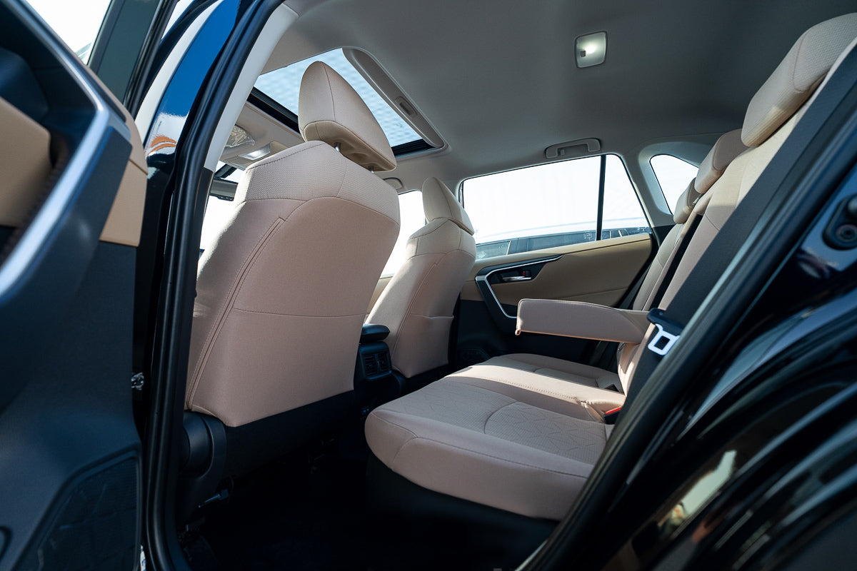 2024 Toyota RAV4 XLE Hybrid Black