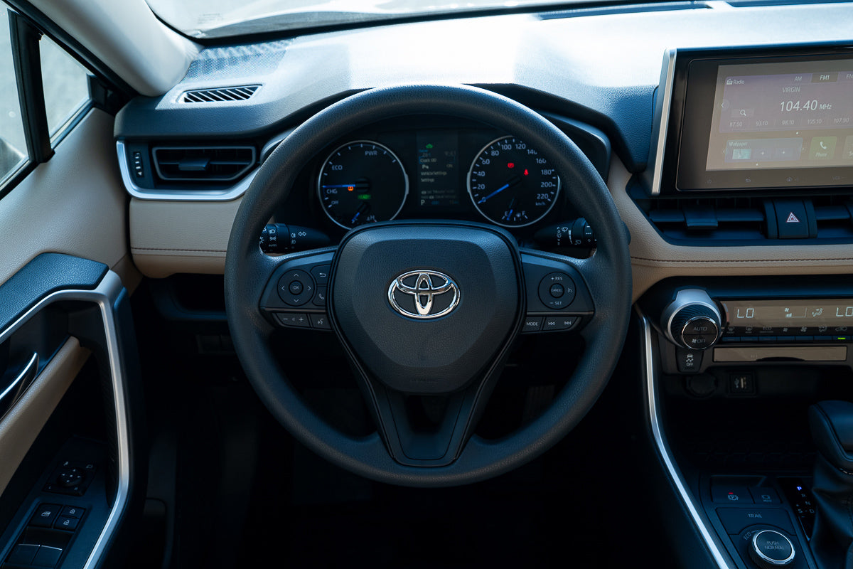 2024 Toyota RAV4 XLE Hybrid Black