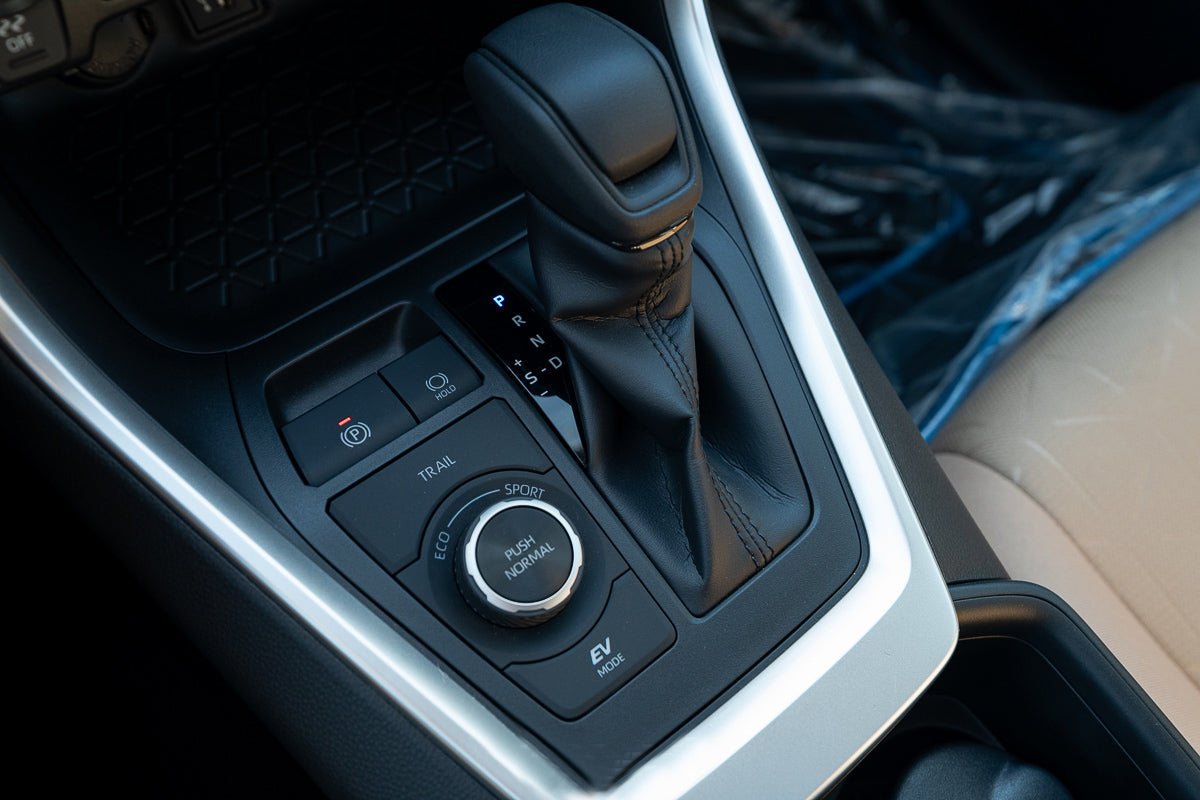 2024 Toyota RAV4 XLE Hybrid Black