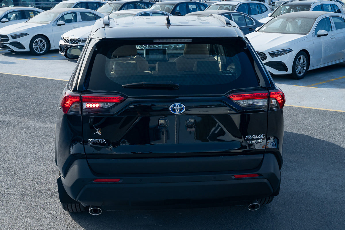 2024 Toyota RAV4 XLE Hybrid Black