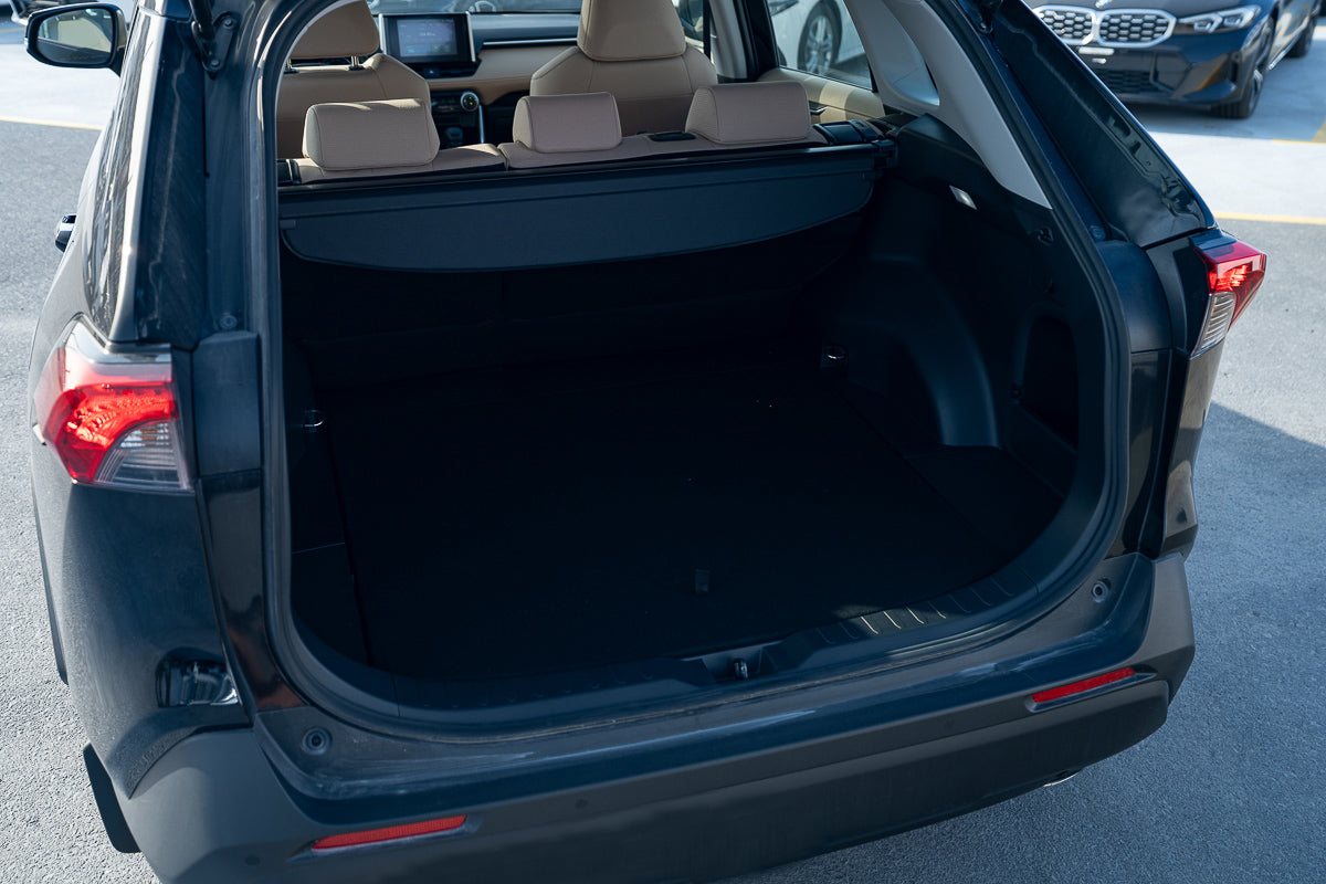 2024 Toyota RAV4 XLE Hybrid Black