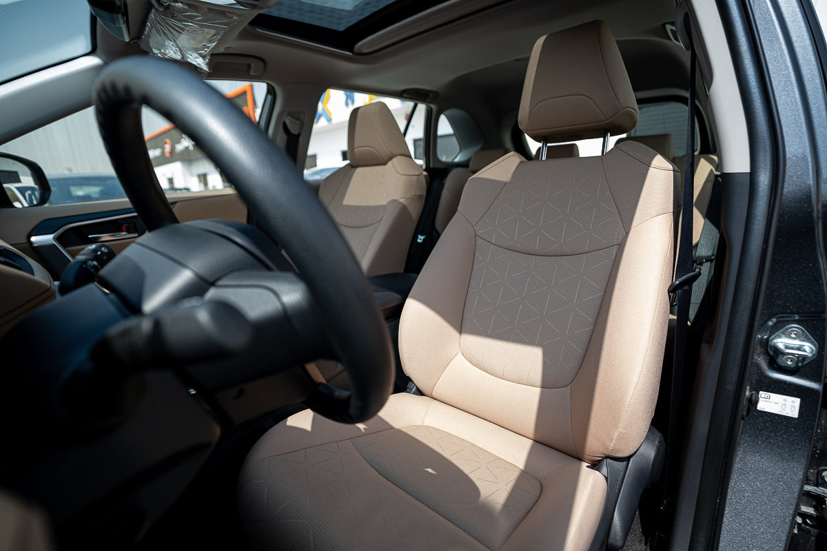 2024 Toyota RAV4 XLE 4x4 HEV Dark Gray