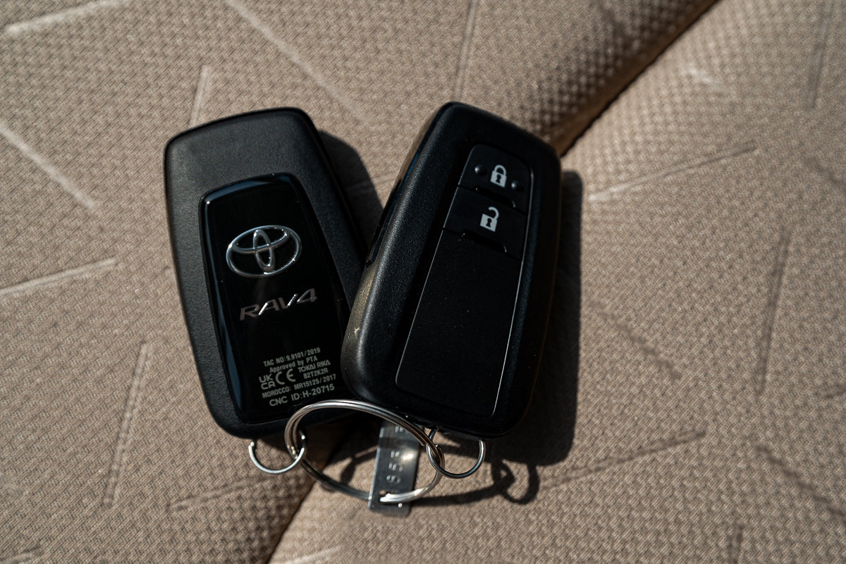 2024 Toyota RAV4 XLE 4x4 HEV Dark Gray
