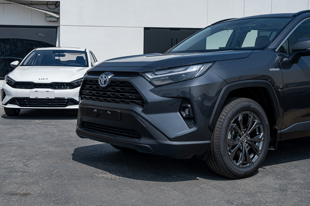 2024 Toyota RAV4 XLE 4x4 HEV Dark Gray