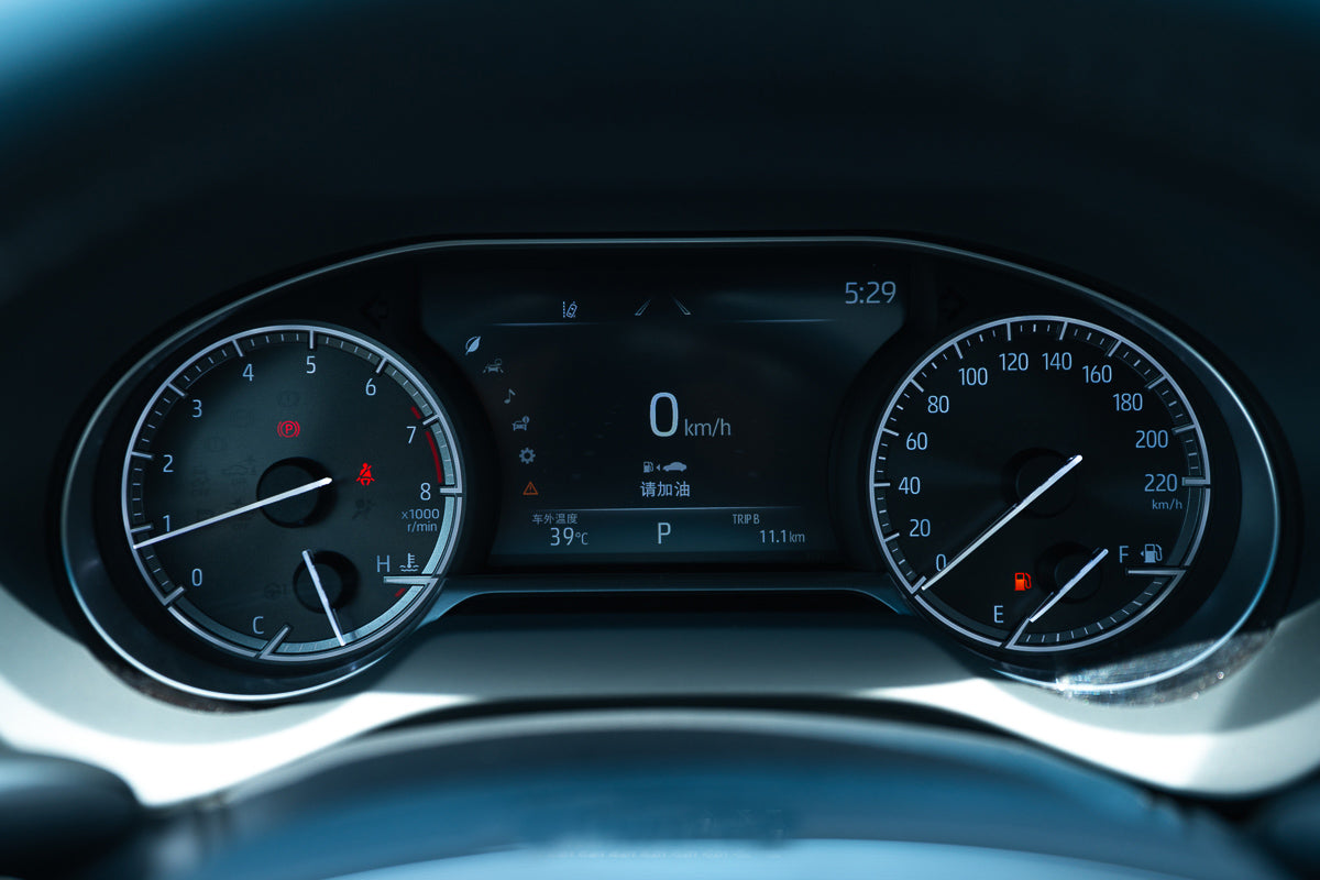 2025 Toyota Venza Luxury White