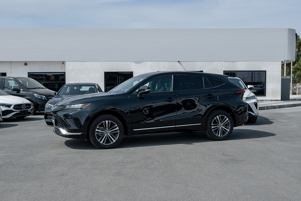 2024 Toyota Venza Luxury Black