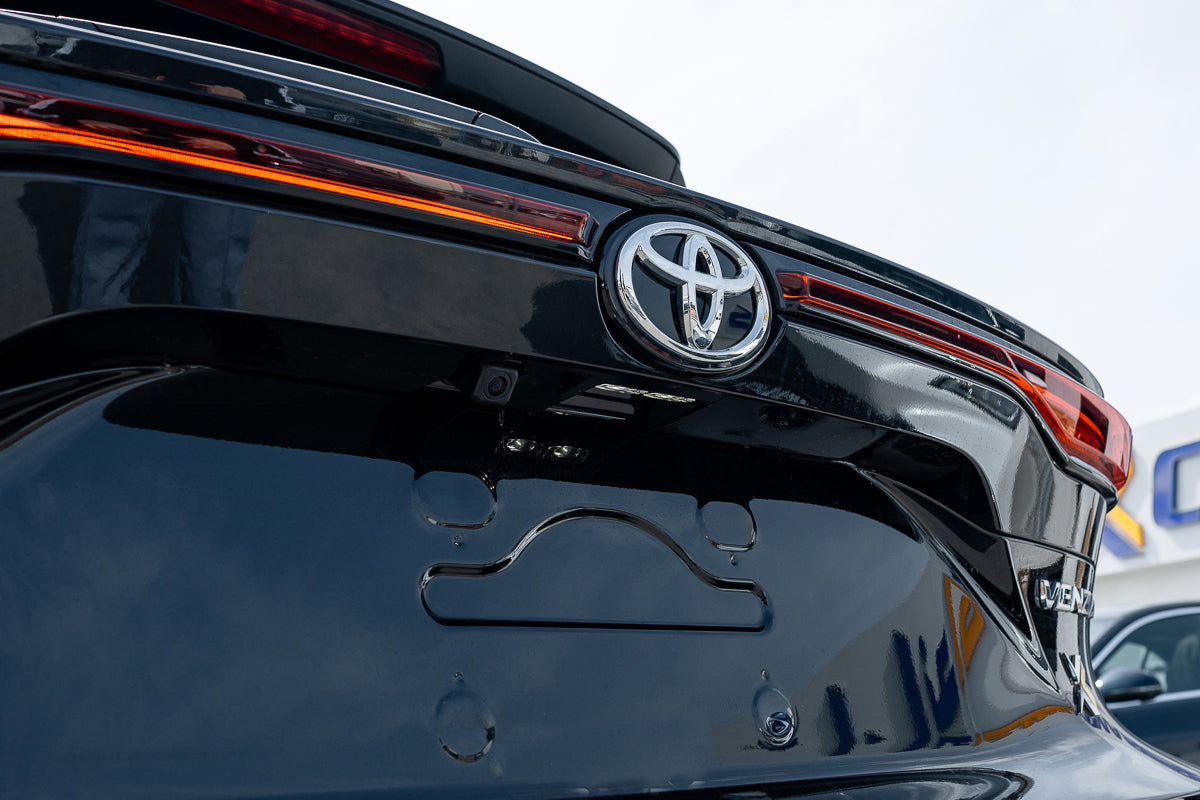 2024 Toyota Venza Luxury Black