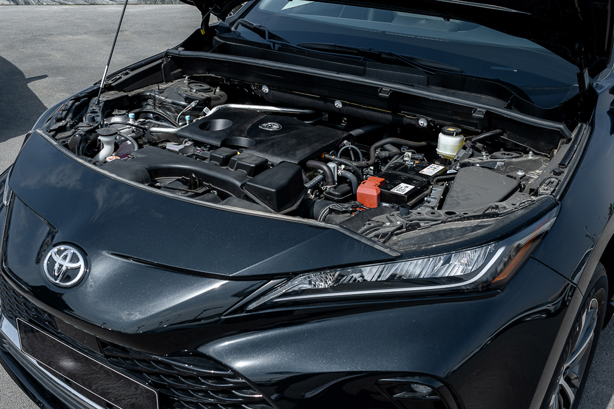 2024 Toyota Venza Luxury Black