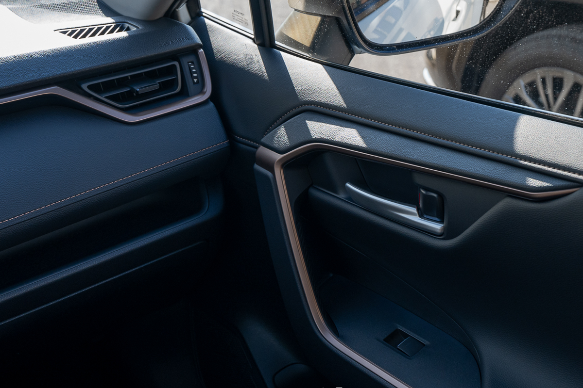 2024 Toyota Wildlander Luxury Plus Black