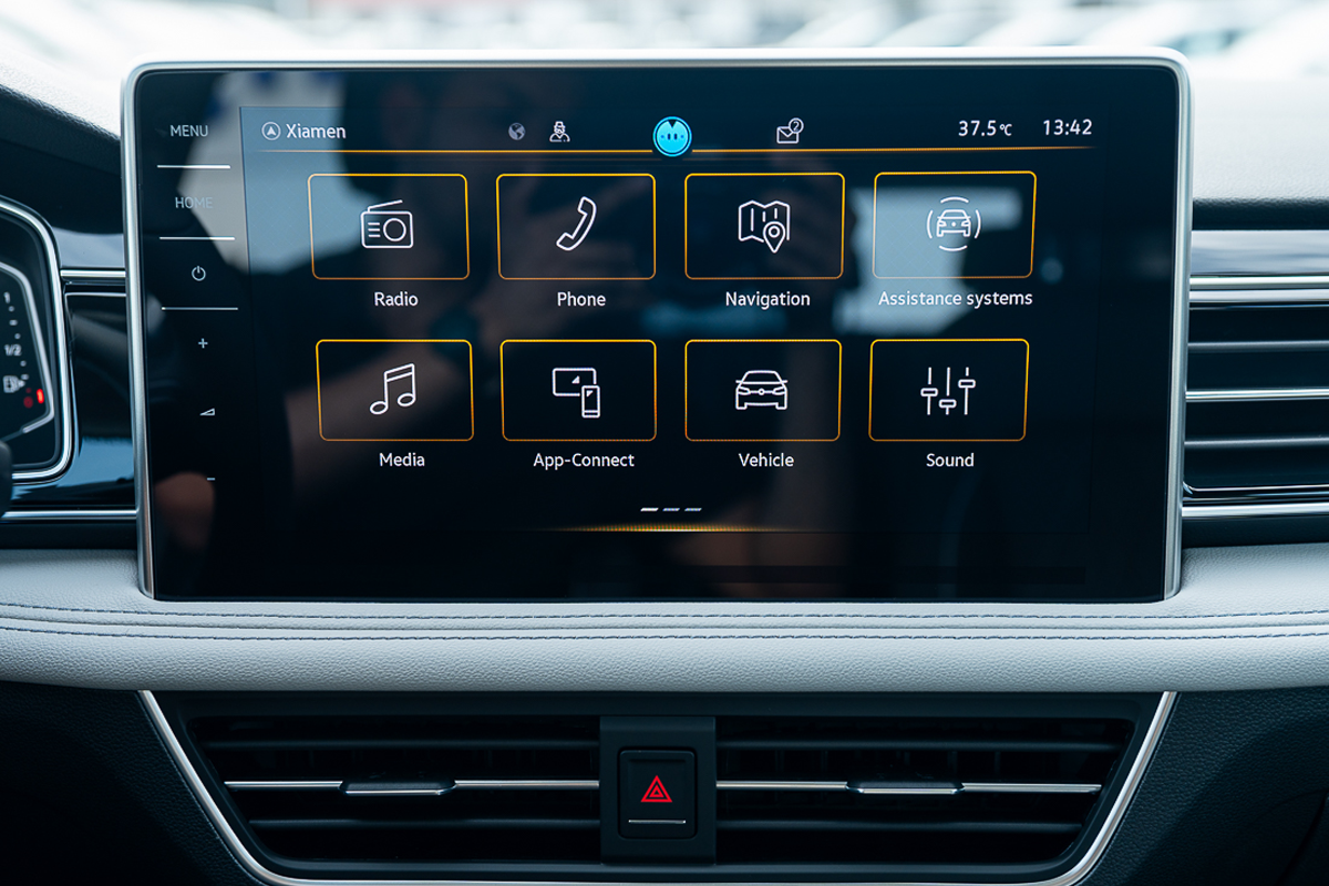 2025 Volkswagen Tiguan Outstanding