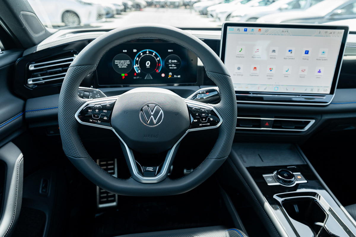 Volkswagen Tiguan L PRO 330TSI 2WD R-LINE Smart Leading 2025