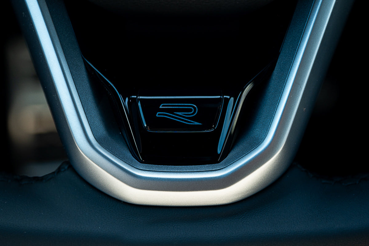 2025 Volkswagen Golf R-Line