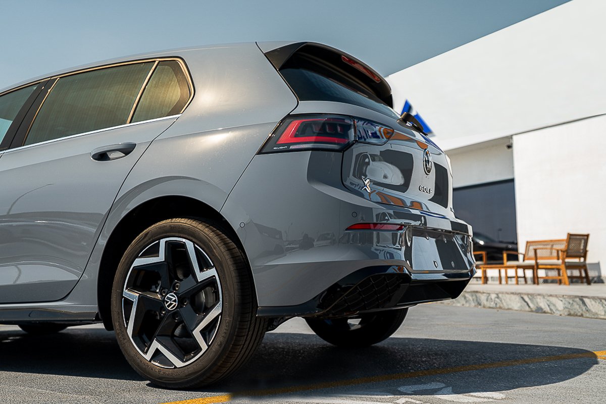 2025 Volkswagen Golf R-Line