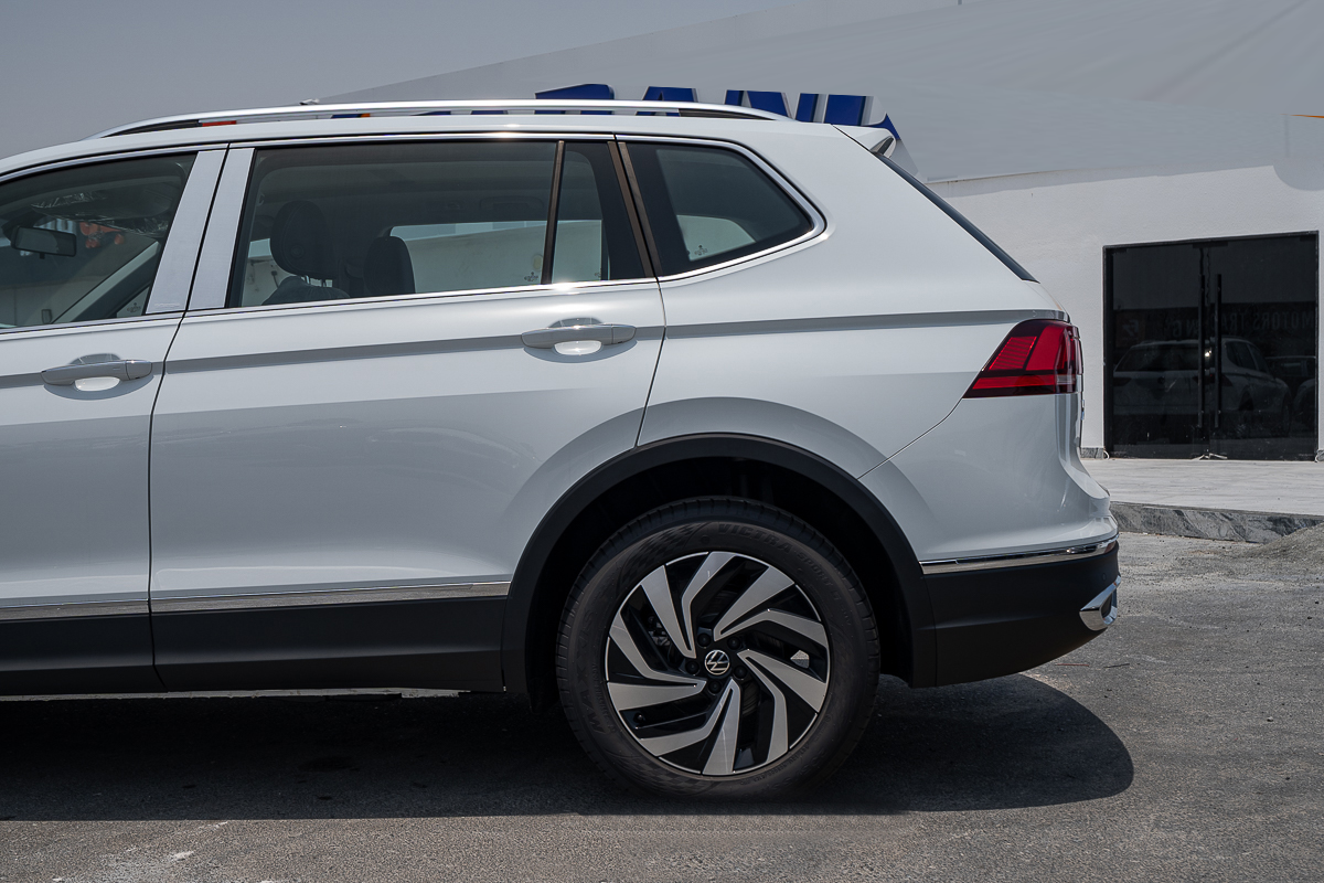 2024 Volkswagen Tiguan 300 TSI