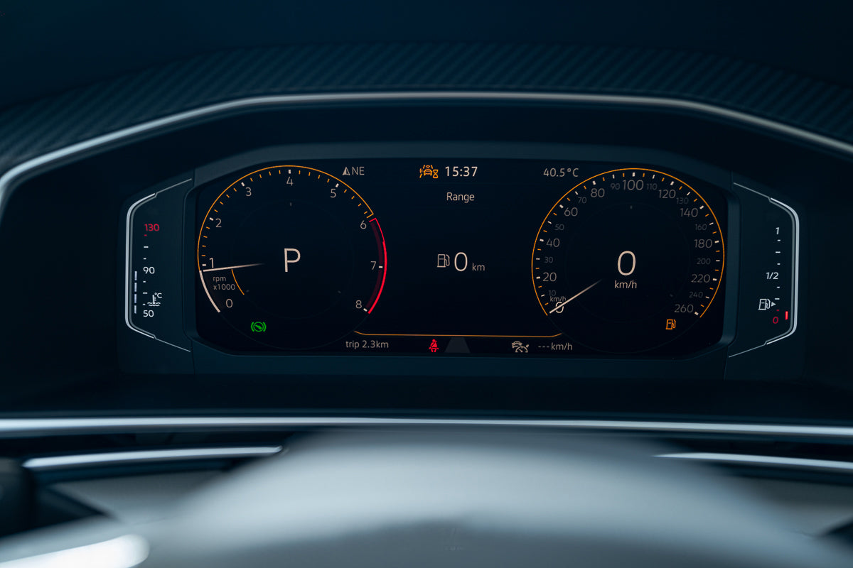 Volkswagen Tiguan 330 TSI 2WD R-Line 2024 front view