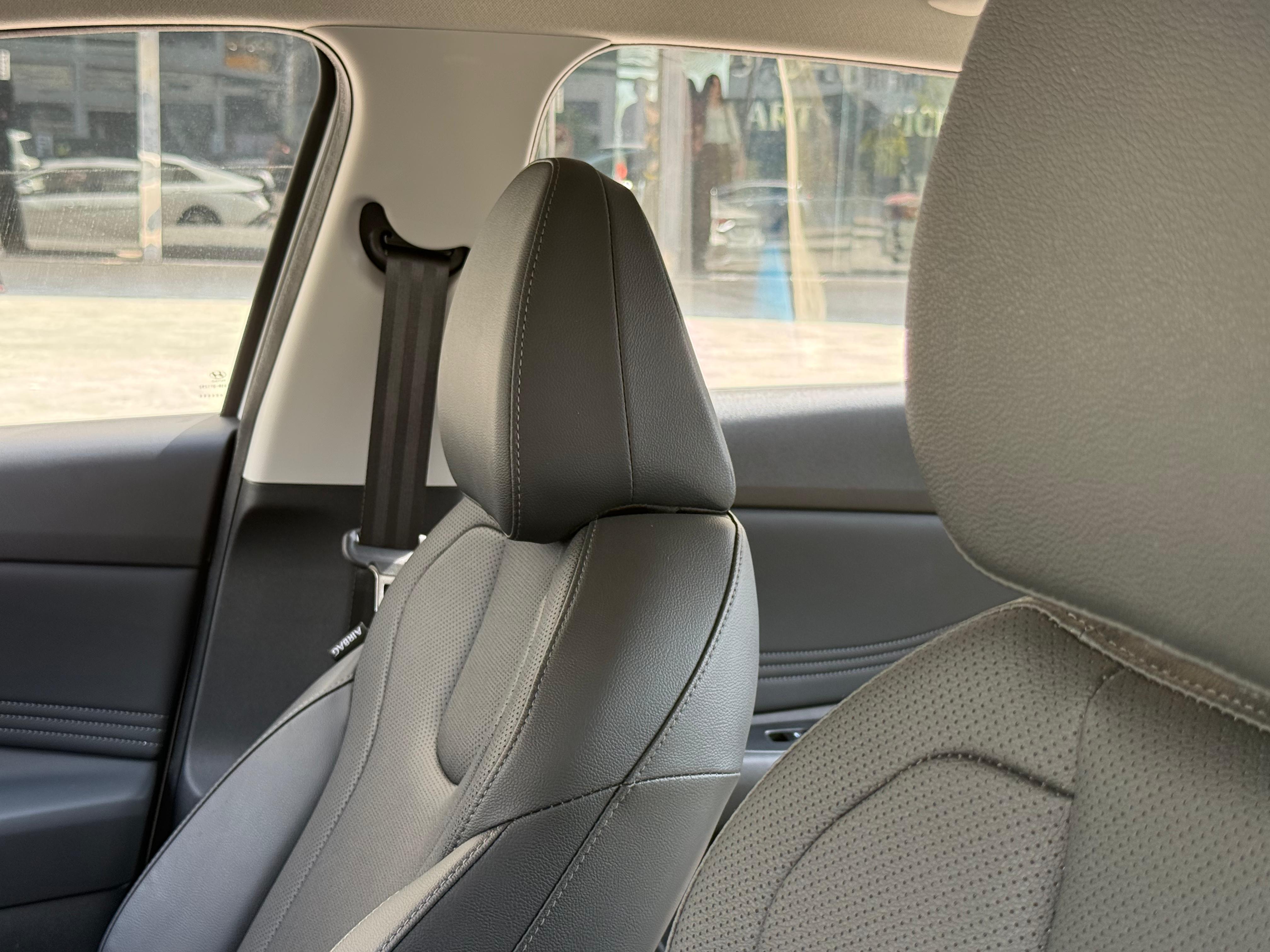 Hyundai Elantra 2025 – 1.5L Petrol