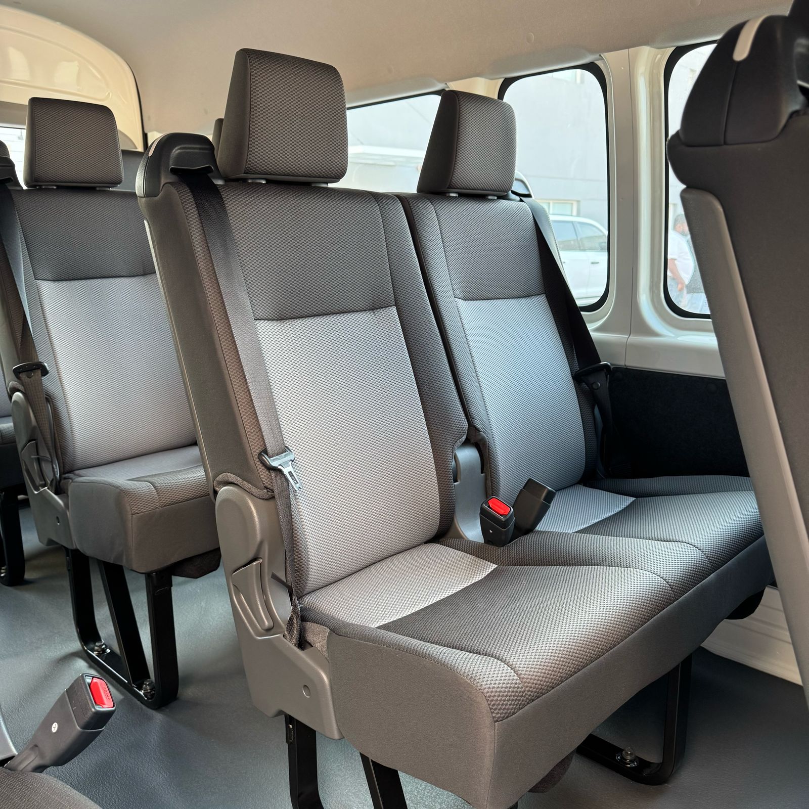 2025 Toyota Hiace 3.5L