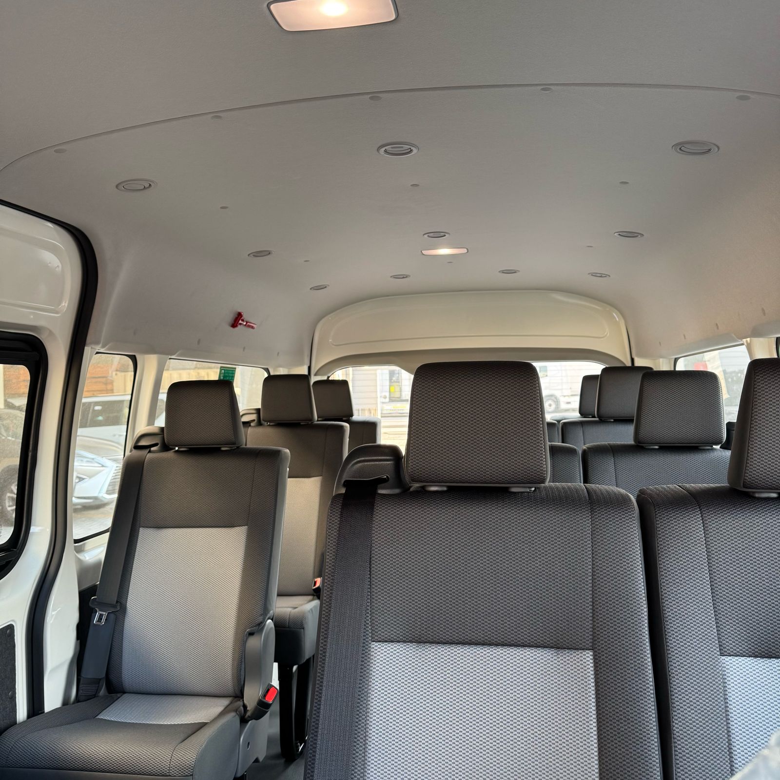 2025 Toyota Hiace 3.5L