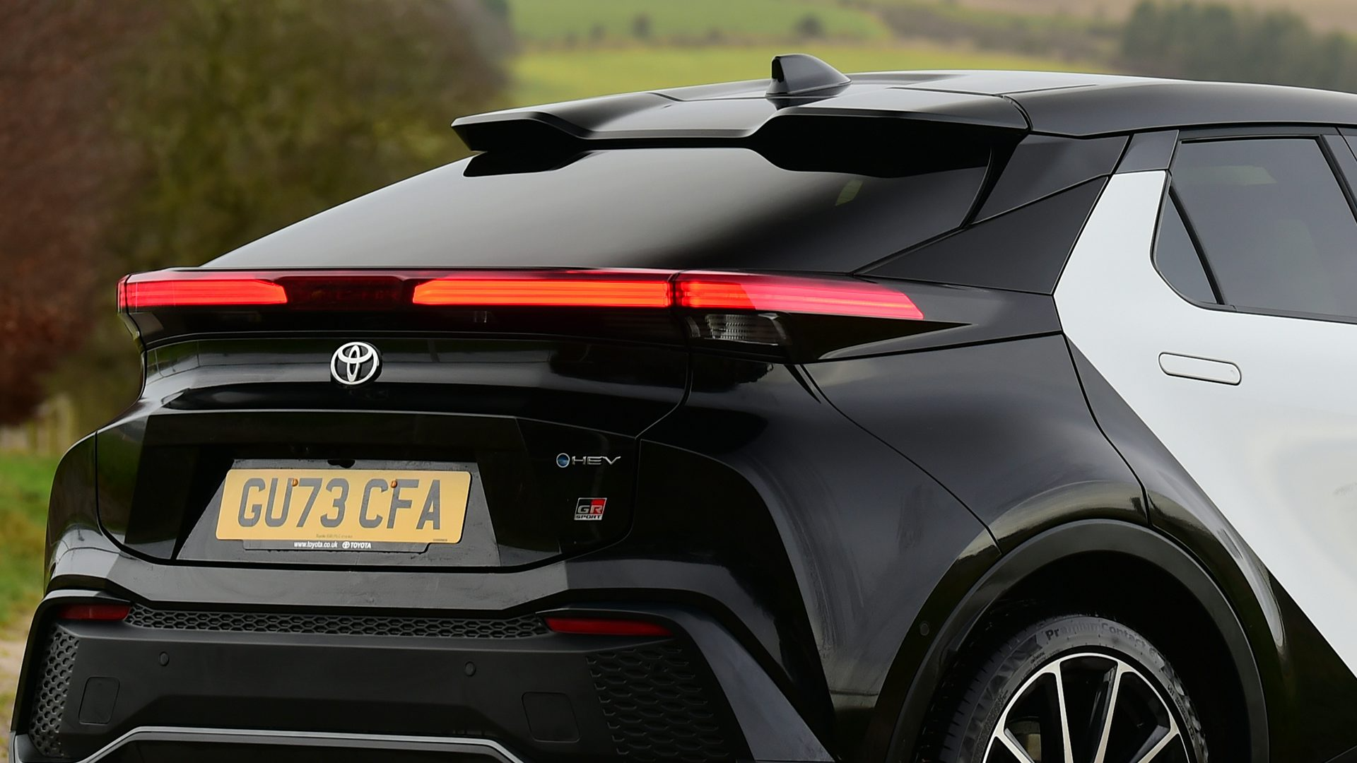 2025 Toyota C-HR Hybrid