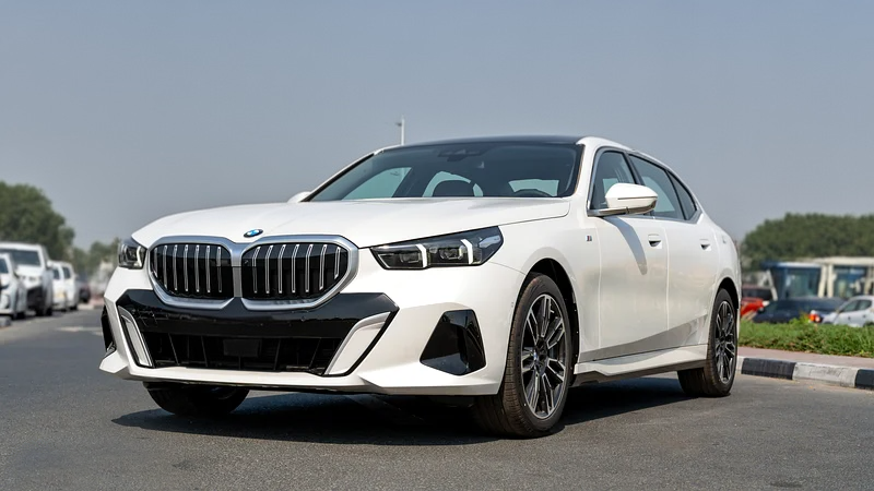 BMW 5-Series 530Li 2025