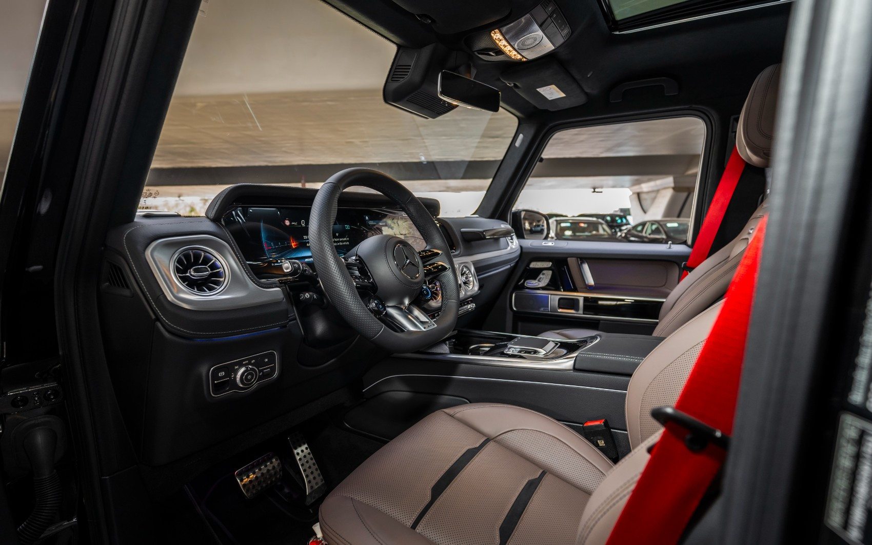 AMG G 63 interior 2025