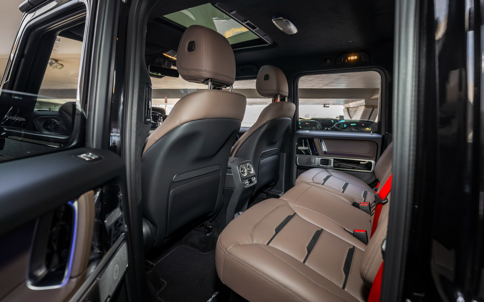 AMG G 63 interior 2025