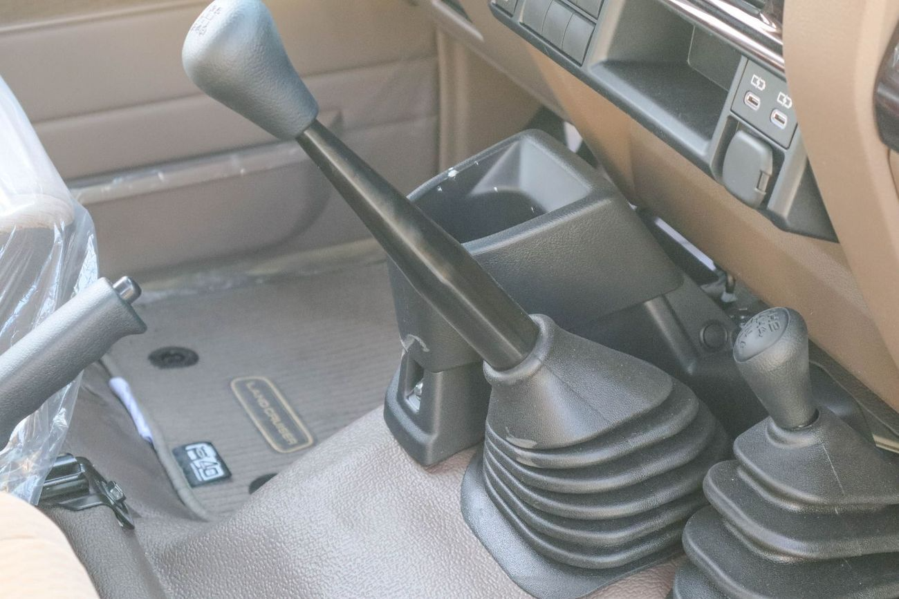 2025 Toyota Land Cruiser Pick Up 4.0L