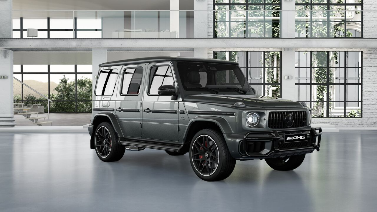 AMG G 63 interior 2025 gray