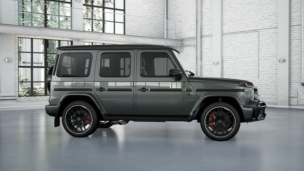 AMG G 63 interior 2025 gray