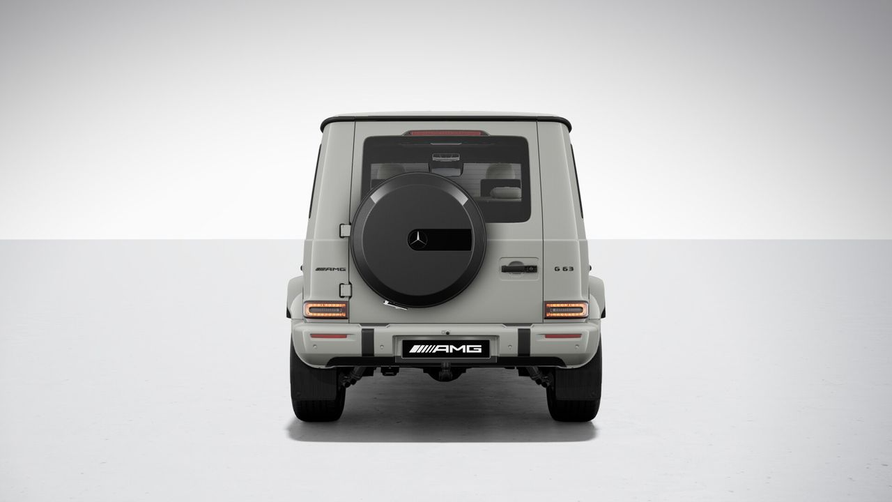 AMG G 63 interior 2025 silver
