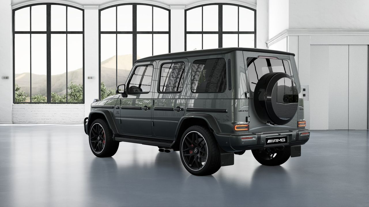 AMG G 63 interior 2025 gray