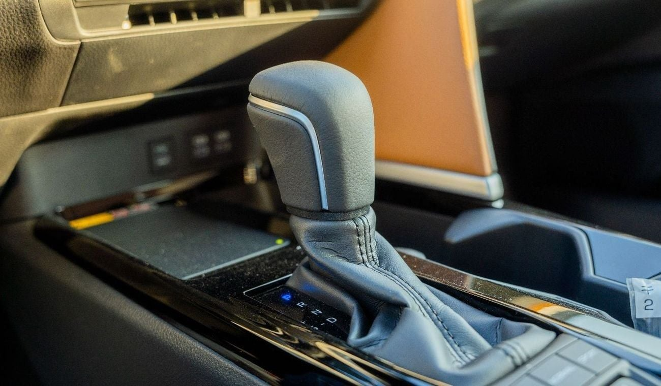 2025 Toyota Camry Lumiere