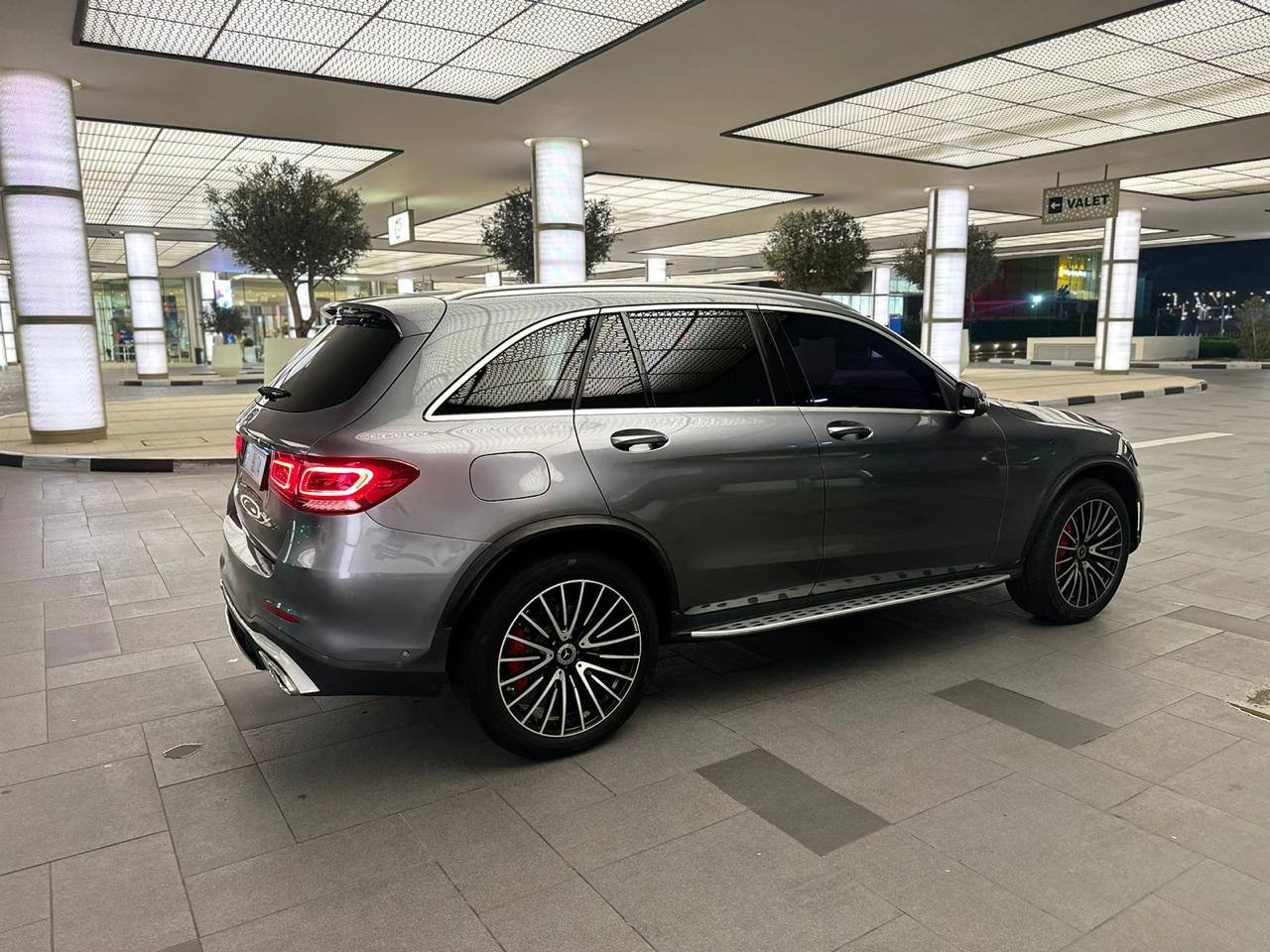 Mercedes-Benz GLC300 2020 Gray